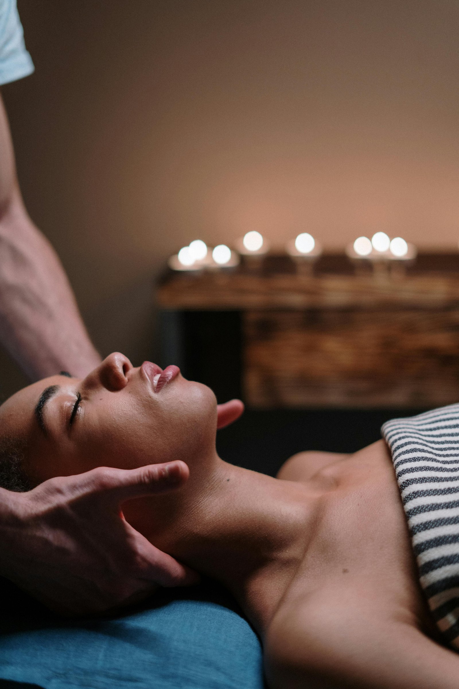 “Navigating Massage Etiquette: Tips for First-Time Visitors in Calgary”